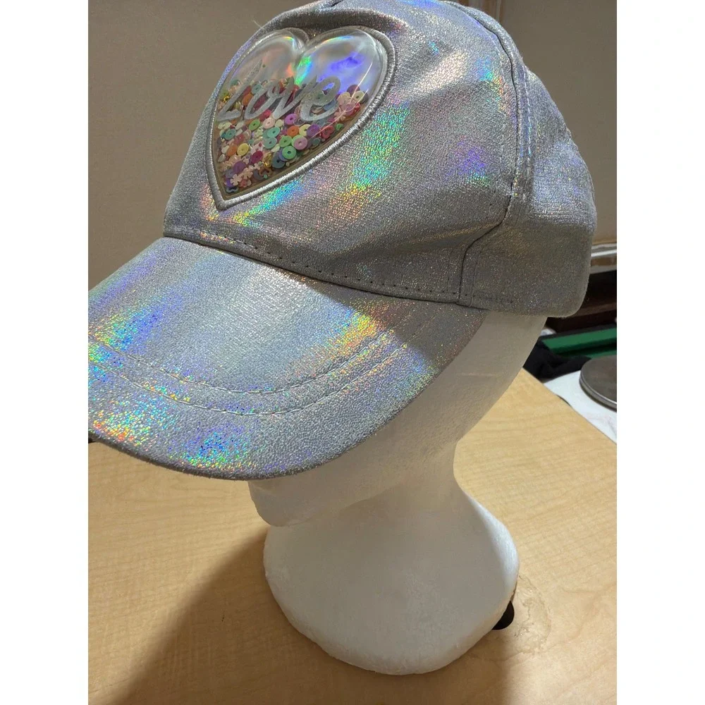 Childrens Place Girls Silver Holographic Love Heart Sequin Shaker Hat S/M 4-7